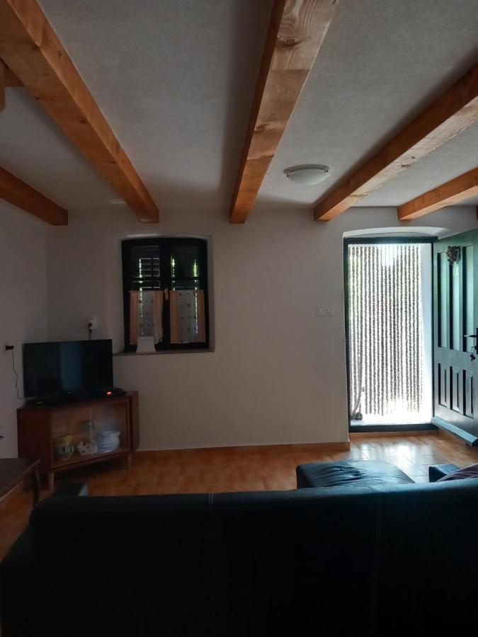 Holiday Home Loznati Cres Kültér fotó