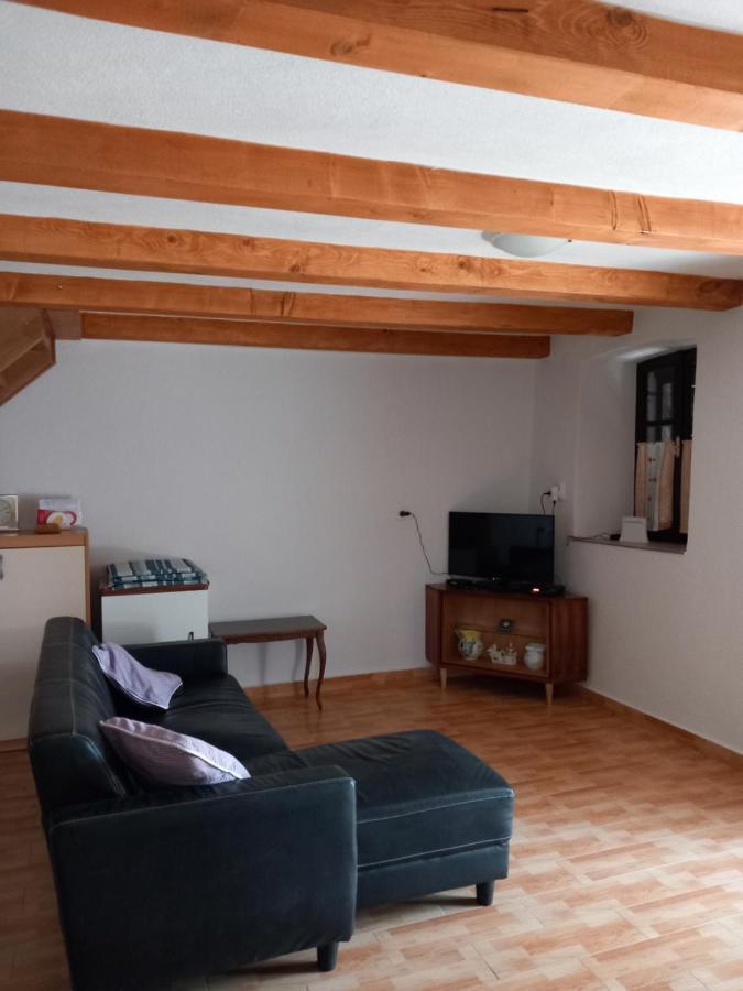 Holiday Home Loznati Cres Kültér fotó