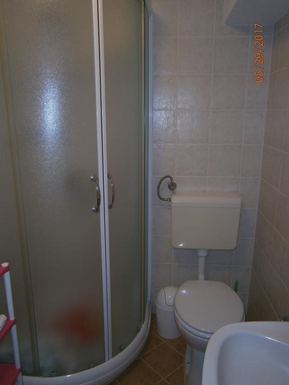 Holiday Home Loznati Cres Kültér fotó