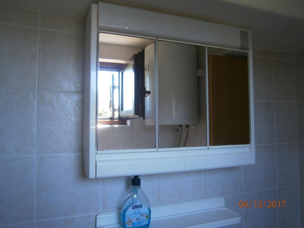 Holiday Home Loznati Cres Kültér fotó